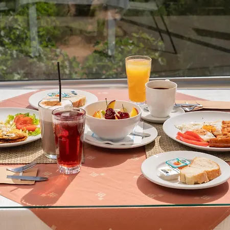 Apart-hotel Drita & 4*